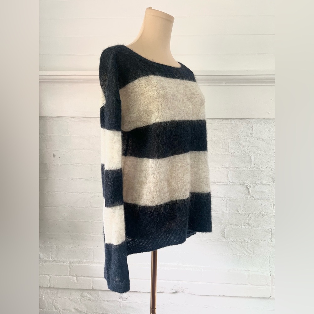 Pam And Gela Alpaca Blend Blue and Cream Striped Sweater Relaxed Fit Bateau Neck - Picture 4 of 11